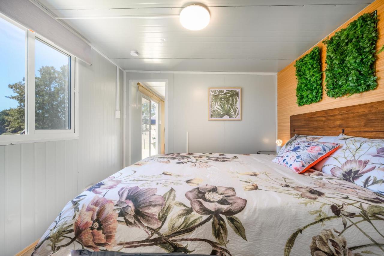 Cosy Cabin To Stay Even Better Than Glamping Pukekohe Zewnętrze zdjęcie